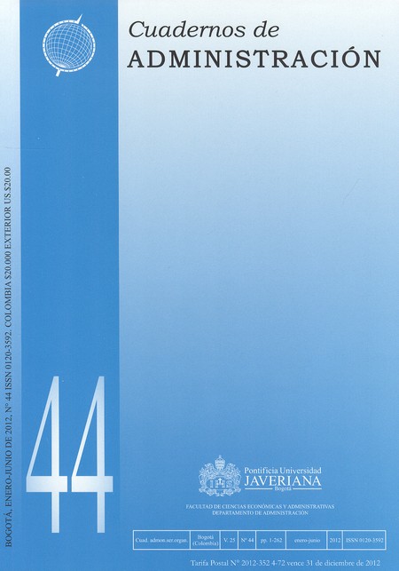 Revista Cuadernos de Administr...