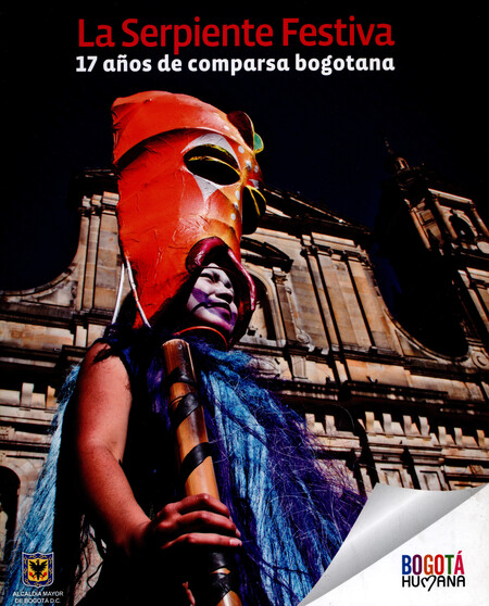 La serpiente festiva. 17 años de comparsa bogotana | comprar en separatalibreria.com