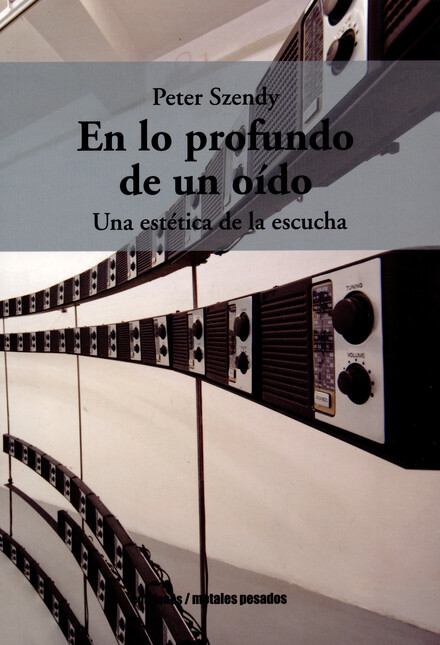 En lo profundo de un oído. Una...